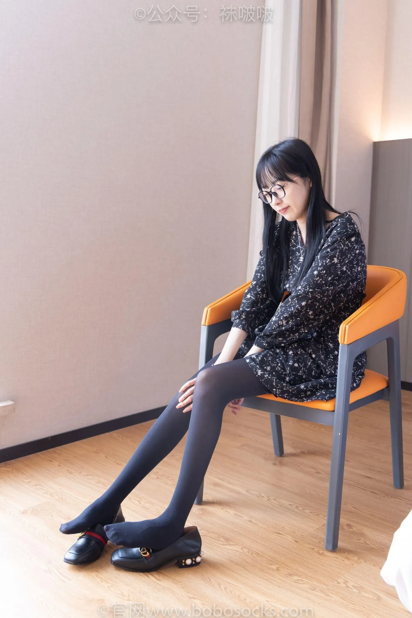 [BoBoSocks袜啵啵]NO.064 稚予-平底鞋、厚黑丝 [137P]插图1
